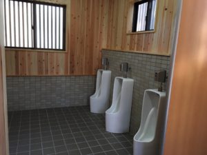 内観 男子トイレ 公衆トイレ